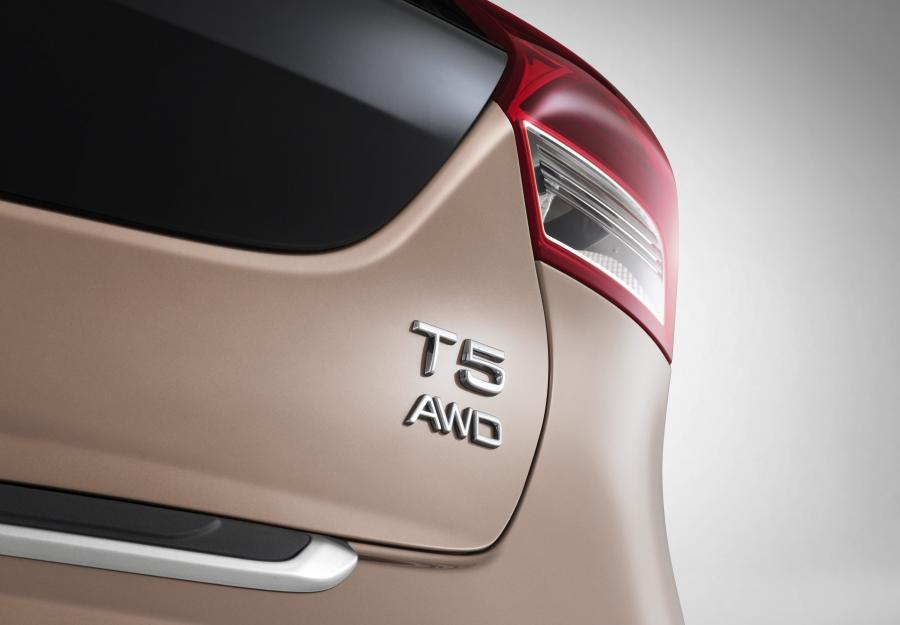  Volvo V40 Cross Country 2012 года  (фото 11 из 29)